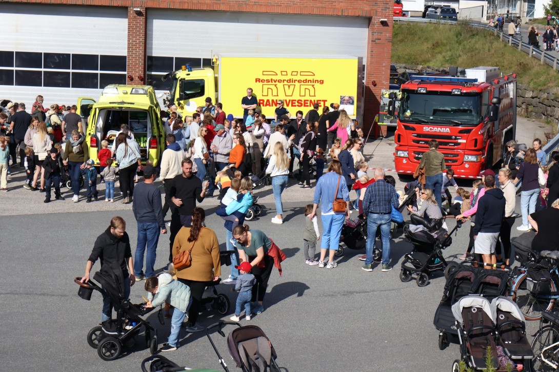 Åpen brannstasjon i Kristiansand i 2023.